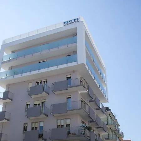 Hotel Jonni *