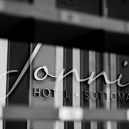 Jonni Sottomarina
