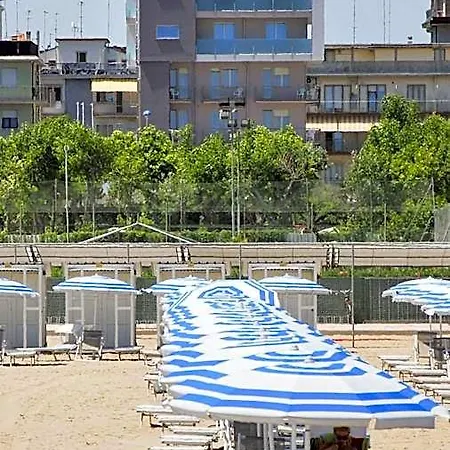 Hotel Jonni *