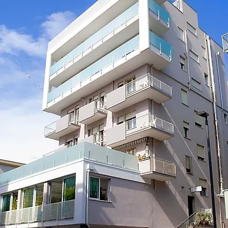 Hotel Jonni *